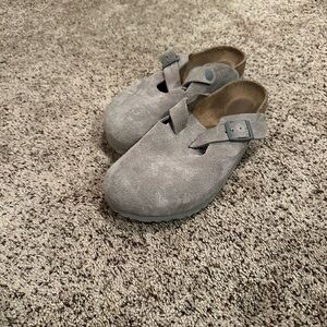 Women’s grey Birkenstock clogs